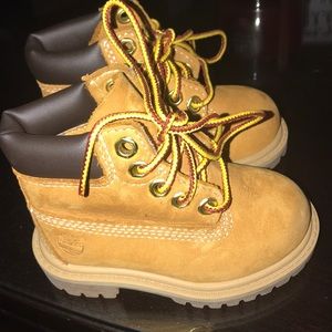 Timberlands size 4c good condition. Some toe wear